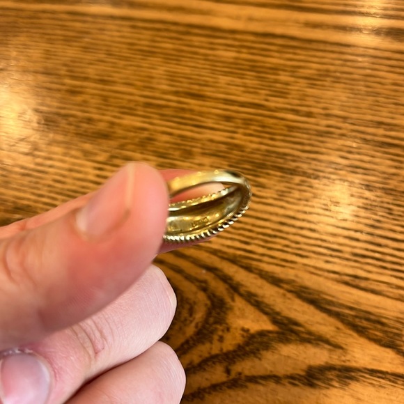 Beautiful classic look ring stamped BRASS - Picture 4 of 5